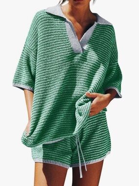 Green Two-Piece Knit Lounge Set with Contrast Trim